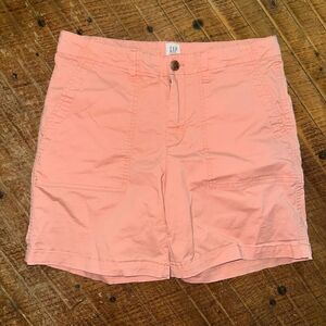 Gap coral Girlfriend 8 vacation-core preppy chino shorts